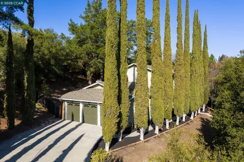 $2,398,800 | 320 Miranda Lane, Alamo, CA 94507