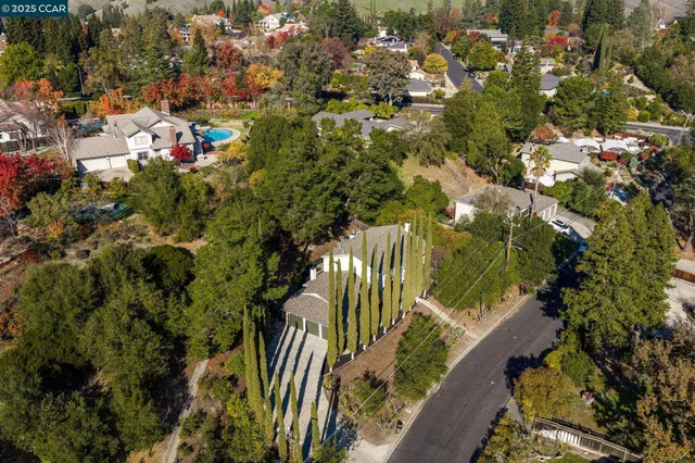 $2,398,800 | 320 Miranda Lane, Alamo, CA 94507