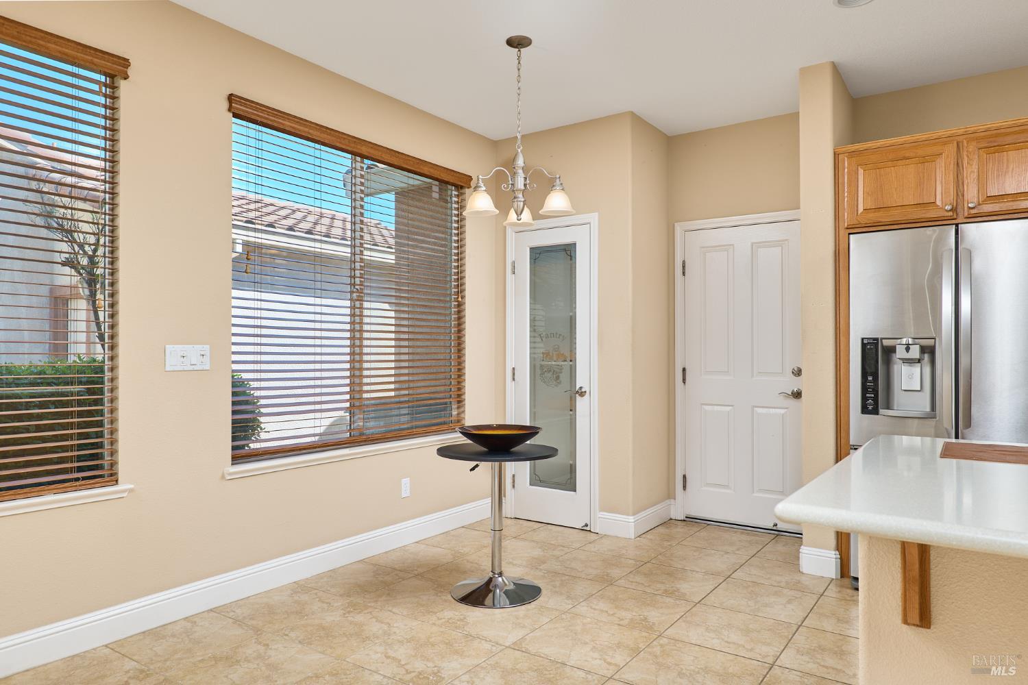 541 Redmont Rio Vista, CA 94571 - Photo 9 of 21