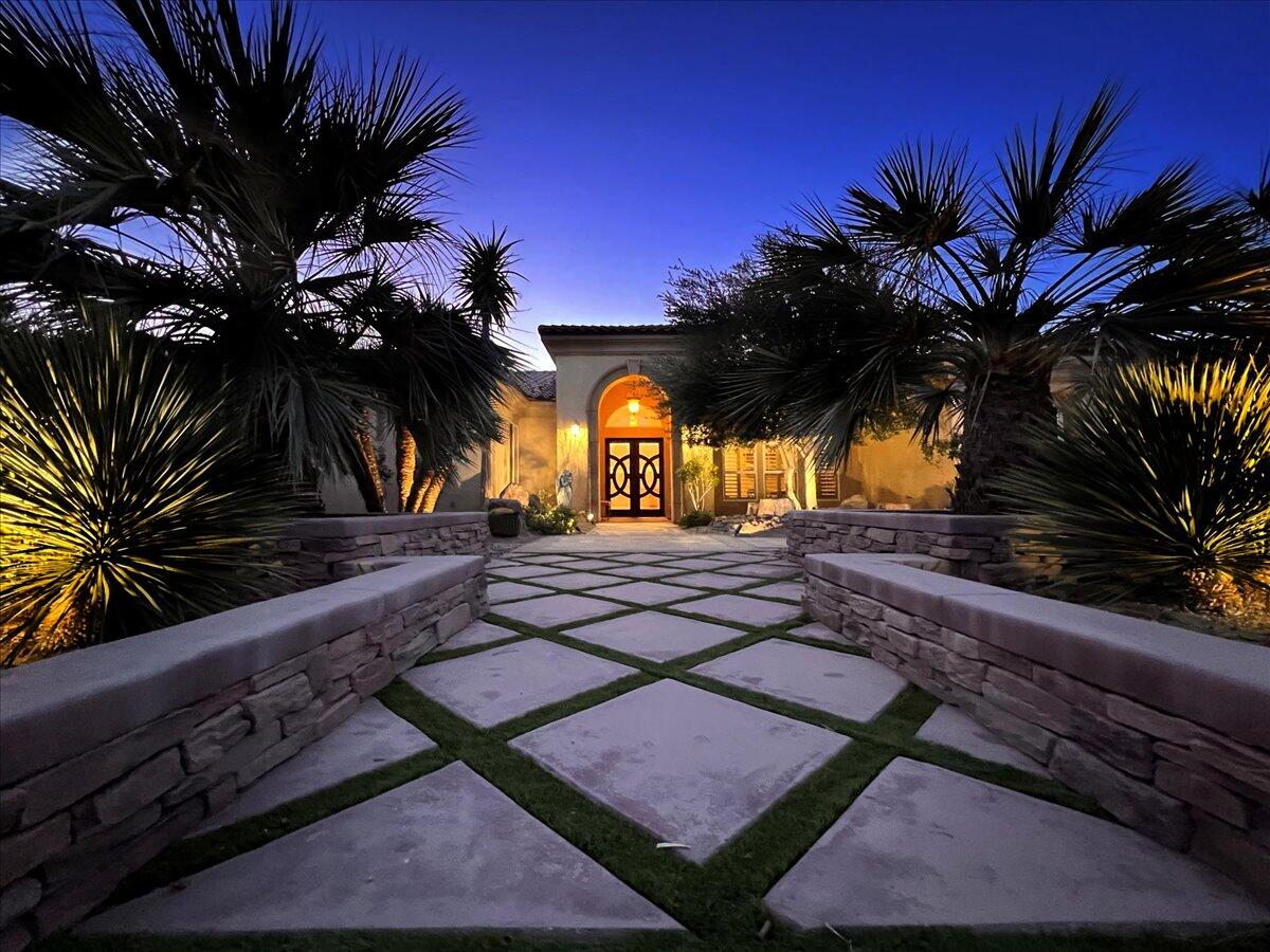 31453 Chimayo Road Thousand Palms, CA 92276 - Photo 10 of 71 a view of a yard