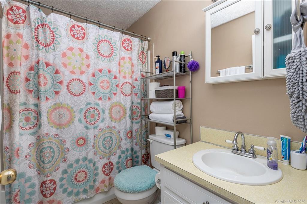 4977 Scott Road Morganton, NC 28655 - Photo 14 of 17 Gallery Image 14