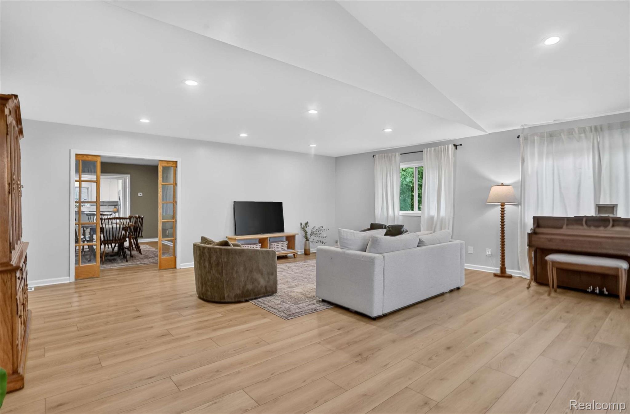3781 Herd Road Metamora, MI 48455 - Photo 7 of 53 DSC04733 - Copy - Copy.jpg