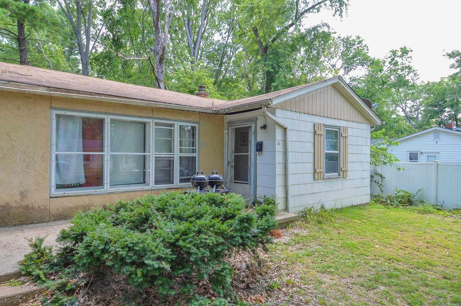 36 Appletree Lane Belleville, IL 62221 - Photo 2 of 6