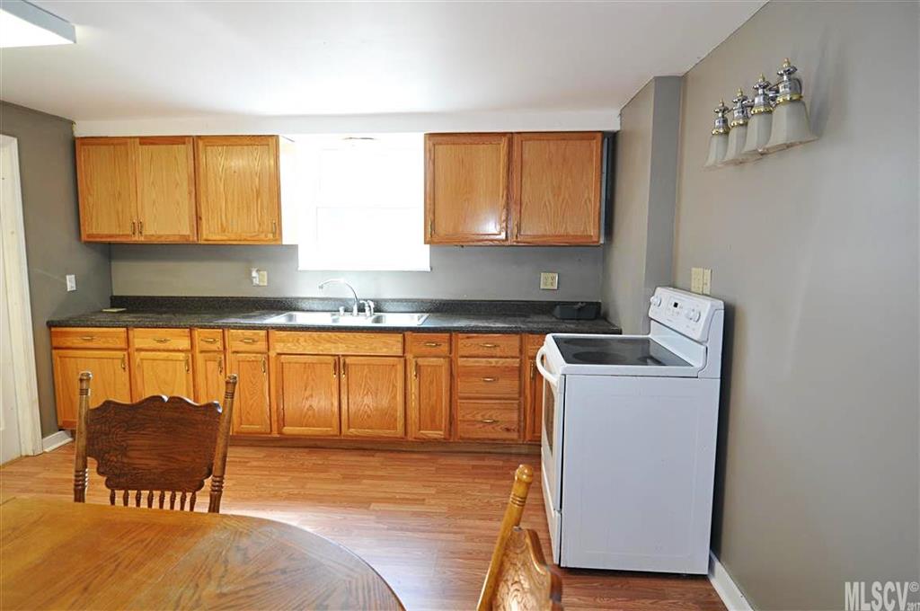 3987 River Road Hickory, NC 28602 - Photo 15 of 16