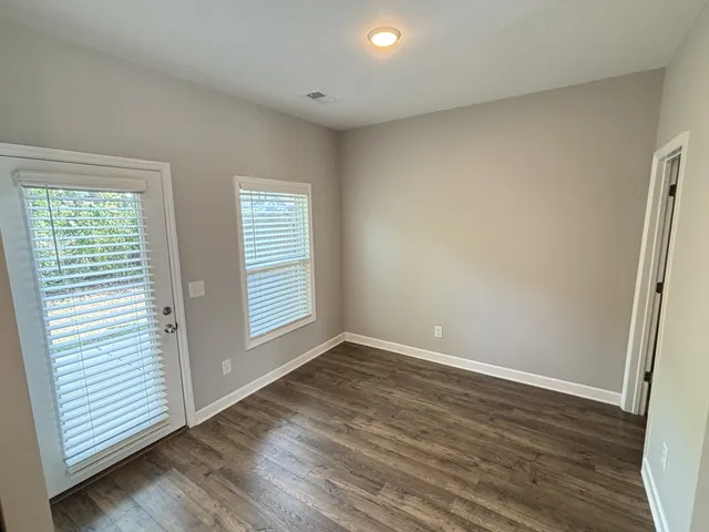 $1,895 | 1066 Emery Bay Circle, Hendersonville, TN 37075