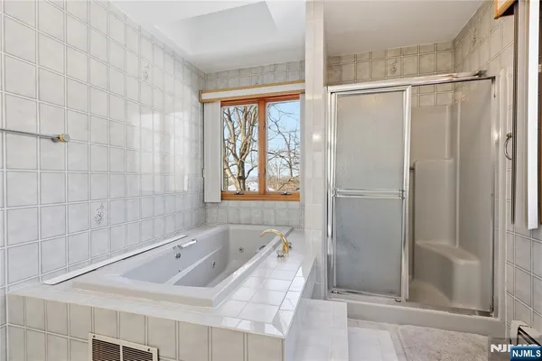$1,450,000 | 32 Sylvan Drive, Pine Brook, NJ 07058