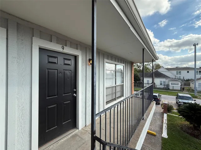 $1,275 | 425 East 9th Street, Unit 9, Houston, TX 77007