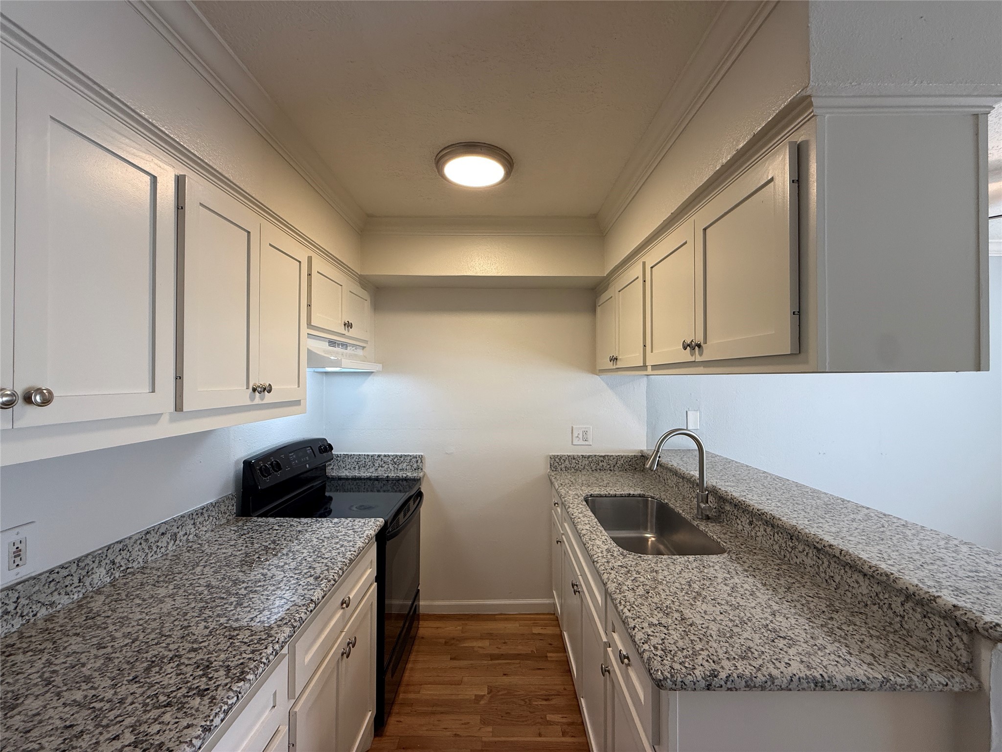 425 East 9th Street, Unit 9 Houston, TX 77007 - Photo 9 of 21