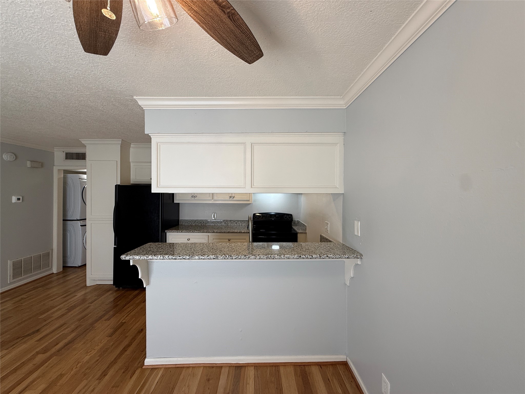 425 East 9th Street, Unit 9 Houston, TX 77007 - Photo 10 of 21