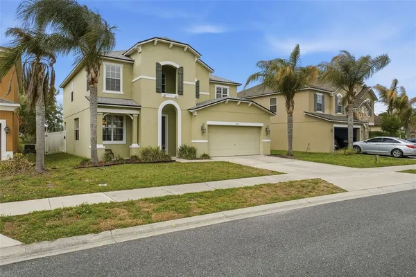 $409,900 | 1765 Strathmore Circle, Mount Dora, FL 32757