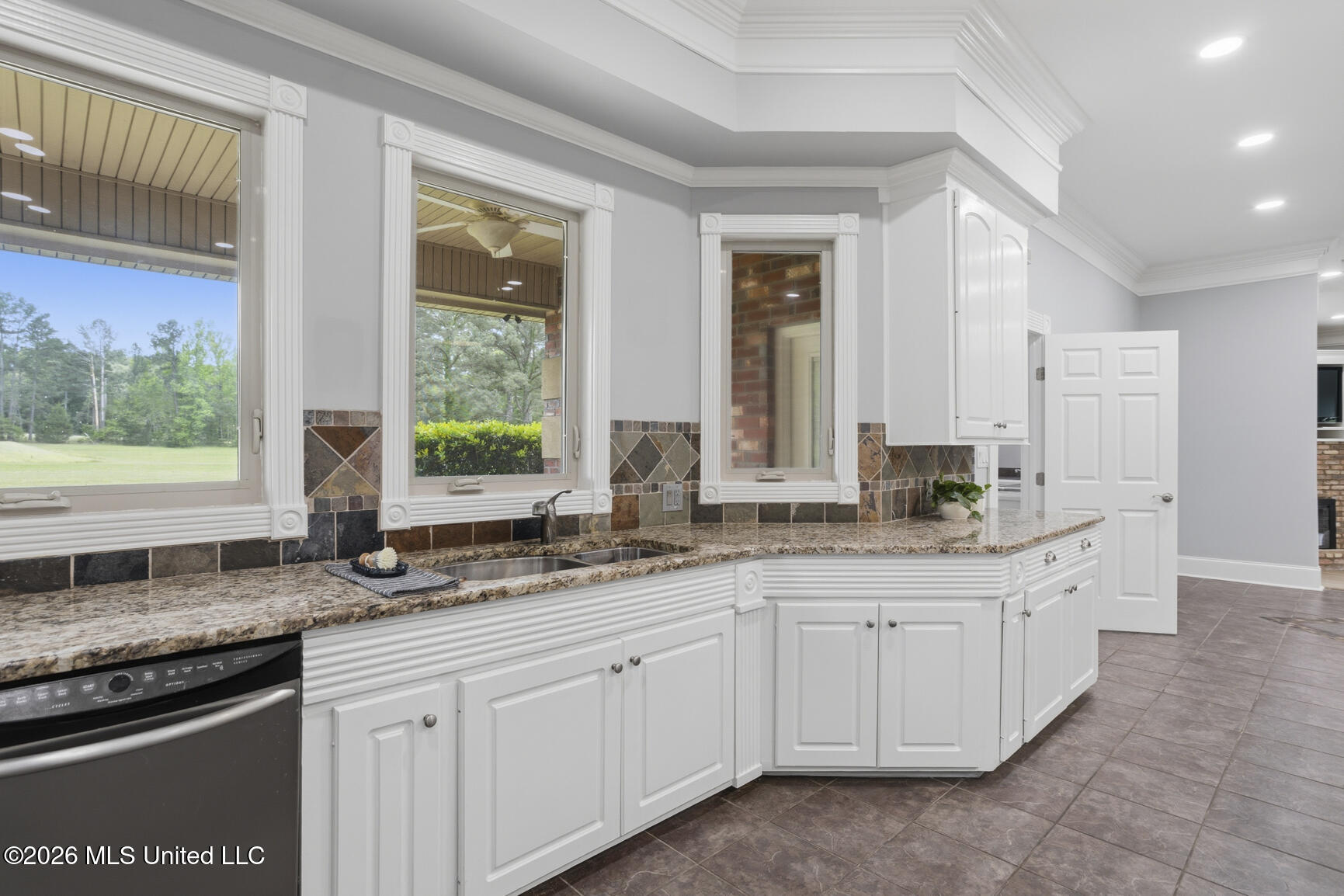 559 White Oak Road Florence, MS 39073 - Photo 18 of 37 559 White Oak update-15