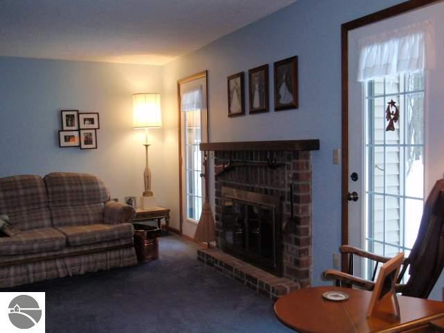 3574 Manchester Road Traverse City, MI 49686 - Photo 11 of 24 1723271-10.JPG