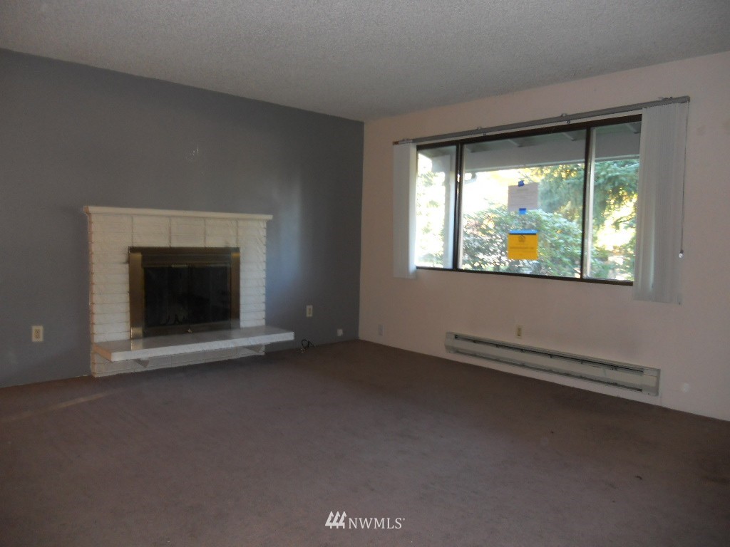 23708 49th Avenue Southeast Bothell, WA 98021 - Photo 2 of 8