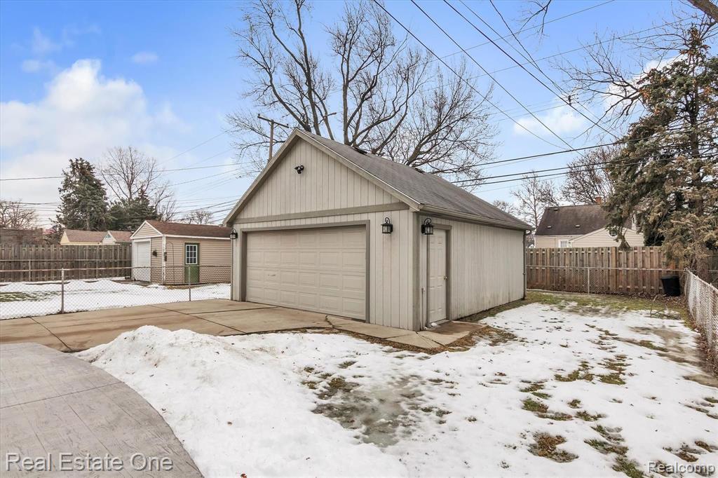 865 Harvard Road Berkley, MI 48072 - Photo 41 of 41