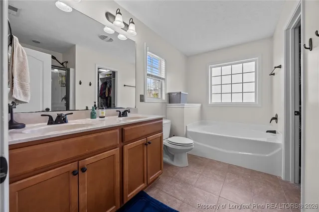 $325,000 | 26 Mossburg Court, Bunnlevel, NC 28323