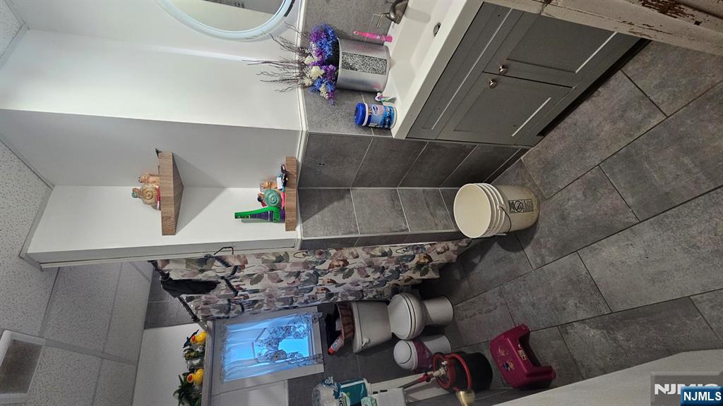 379 Straight Street Paterson, NJ 07501 - Photo 14 of 18