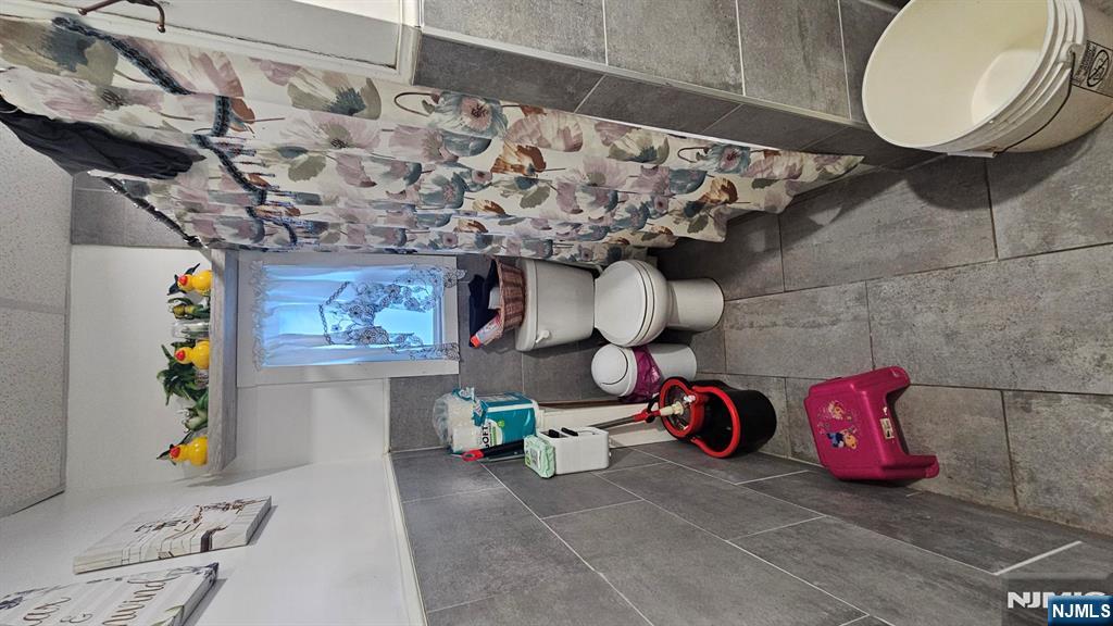 379 Straight Street Paterson, NJ 07501 - Photo 15 of 18