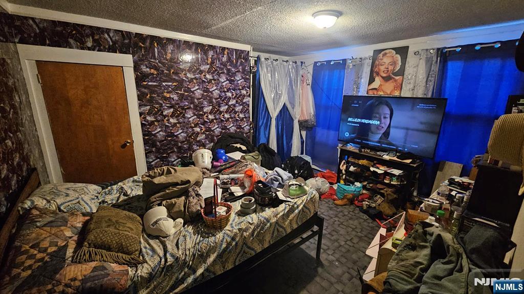 379 Straight Street Paterson, NJ 07501 - Photo 16 of 18