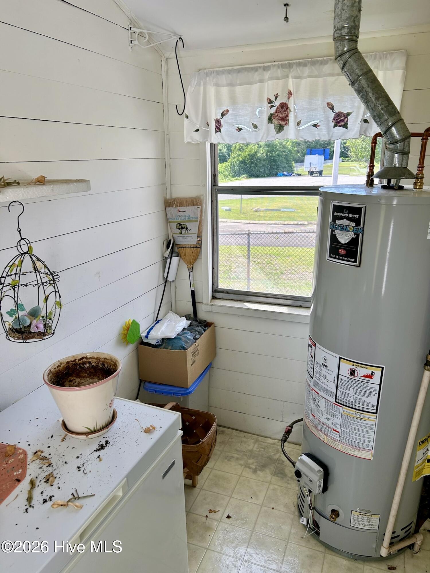 170 Hannah Pickett Avenue Rockingham, NC 28379 - Photo 26 of 31 mud room