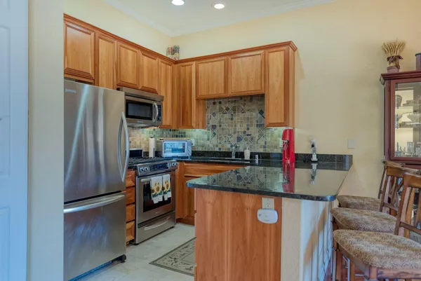 $2,100 | 50750 Santa Rosa Plaza, Unit 5, La Quinta, CA 92253