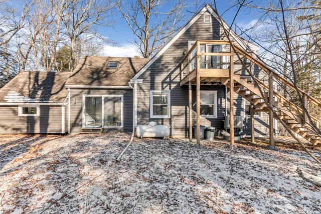 $450,000 | 8 Beech Hill Road, Blue Hill, ME 04614