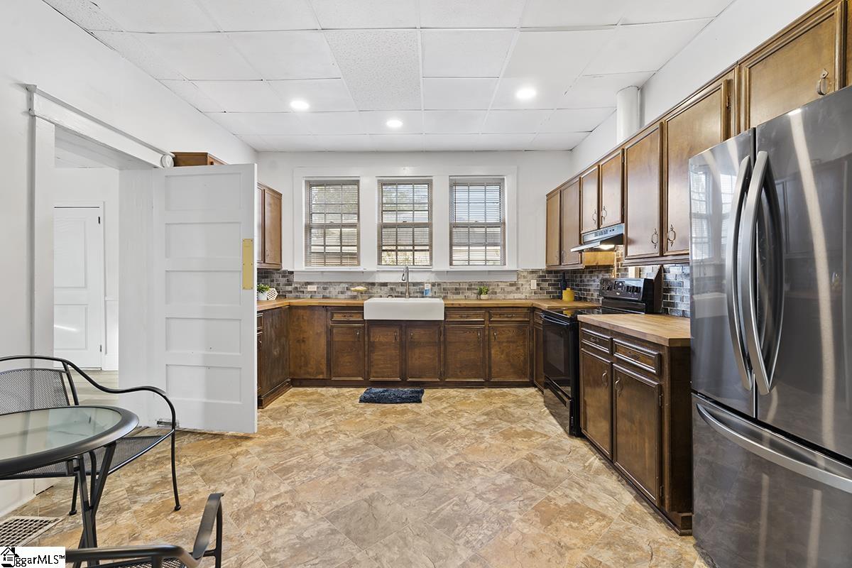 40 Smith Street Ware Shoals, SC 29692 - Photo 5 of 22