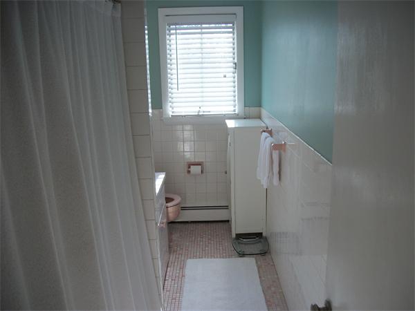 10 Oakcrest Road Lynn, MA 01904 - Photo 16 of 21 Gallery Image 16
