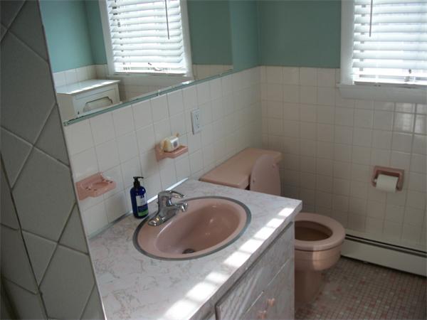 10 Oakcrest Road Lynn, MA 01904 - Photo 17 of 21 Gallery Image 17