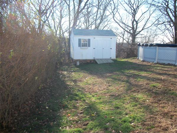 10 Oakcrest Road Lynn, MA 01904 - Photo 19 of 21 Gallery Image 19