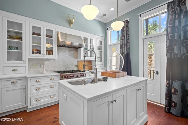 $849,000 | 30 Market, Beaufort, SC 29906