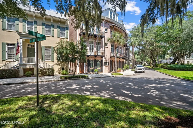 $879,000 | 30 Market, Beaufort, SC 29906
