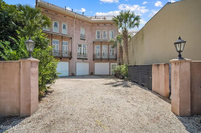 $879,000 | 30 Market, Beaufort, SC 29906