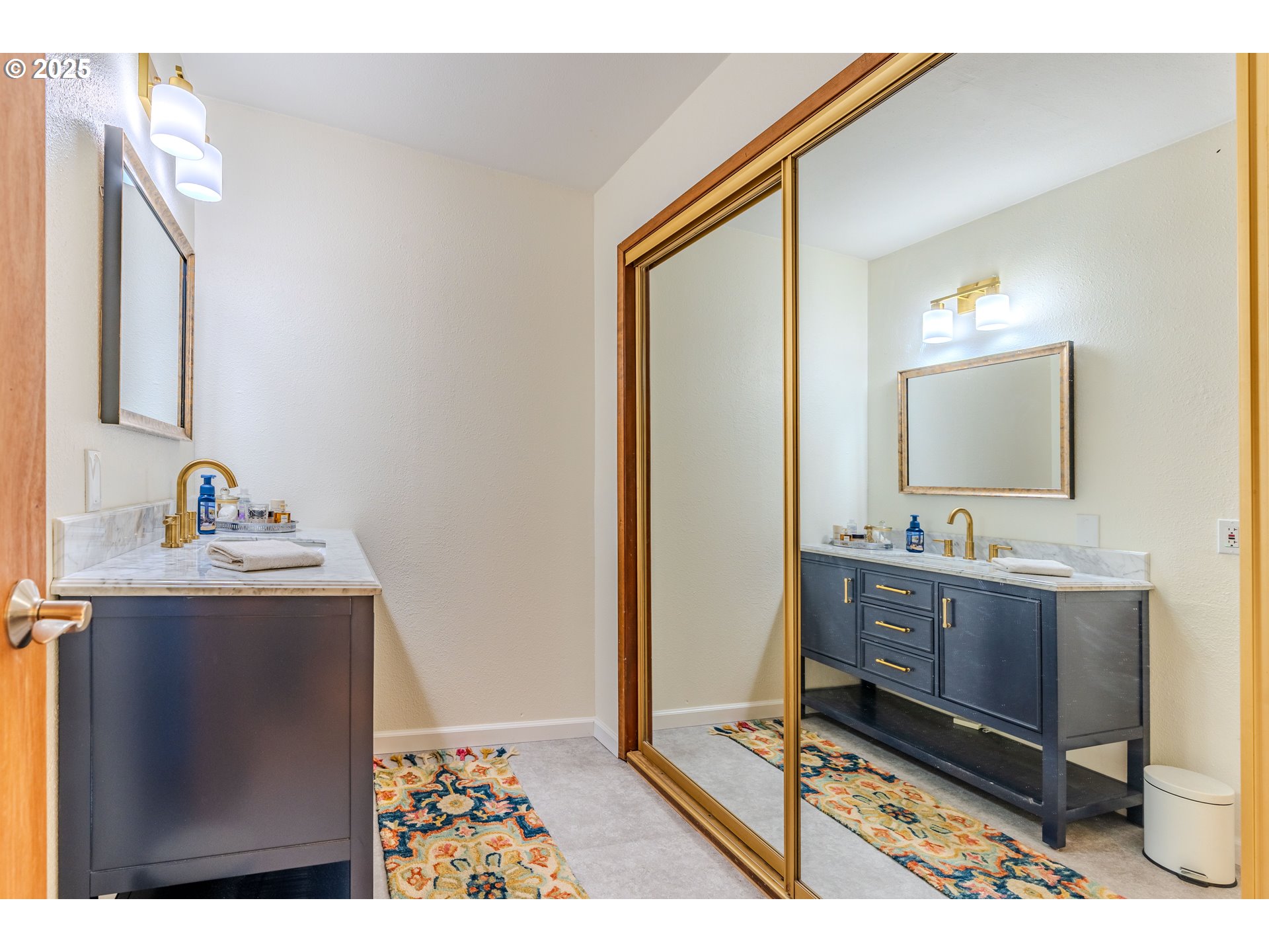 41920 Southeast Gordon Creek Road Corbett, OR 97019 - Photo 15 of 48 a living room with table flat screen tv and dresser