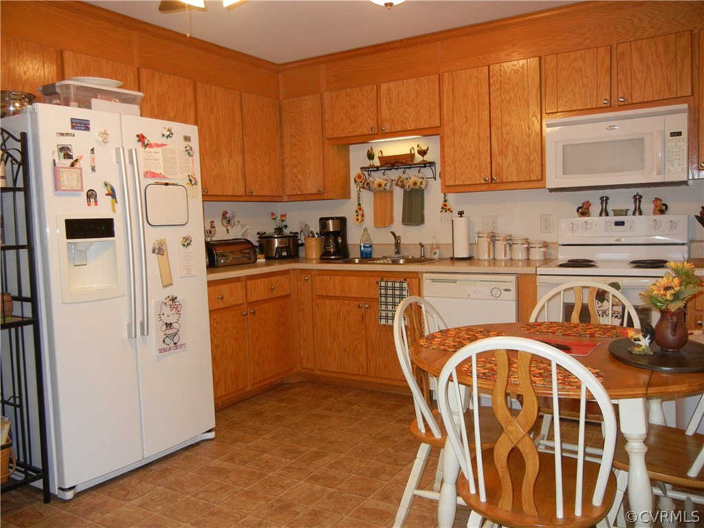 8368 Rowanty Road Carson, VA 23830 - Photo 8 of 19 All kitchen appliances convey!