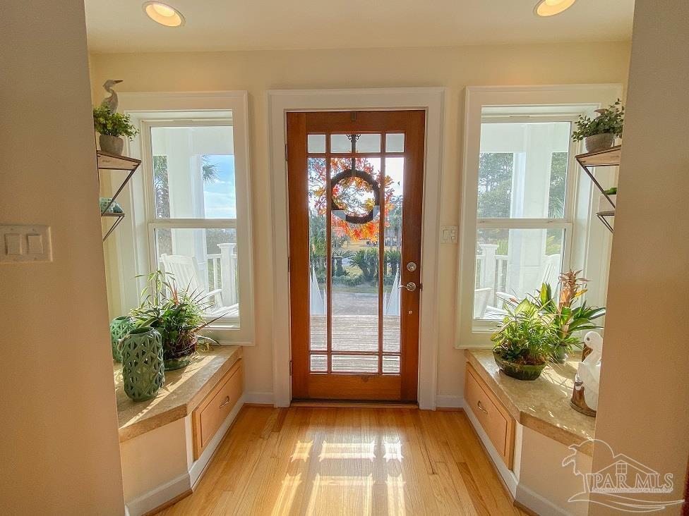 7804 Petersen Point Road Milton, FL 32583 - Photo 4 of 50 Gallery Image 4