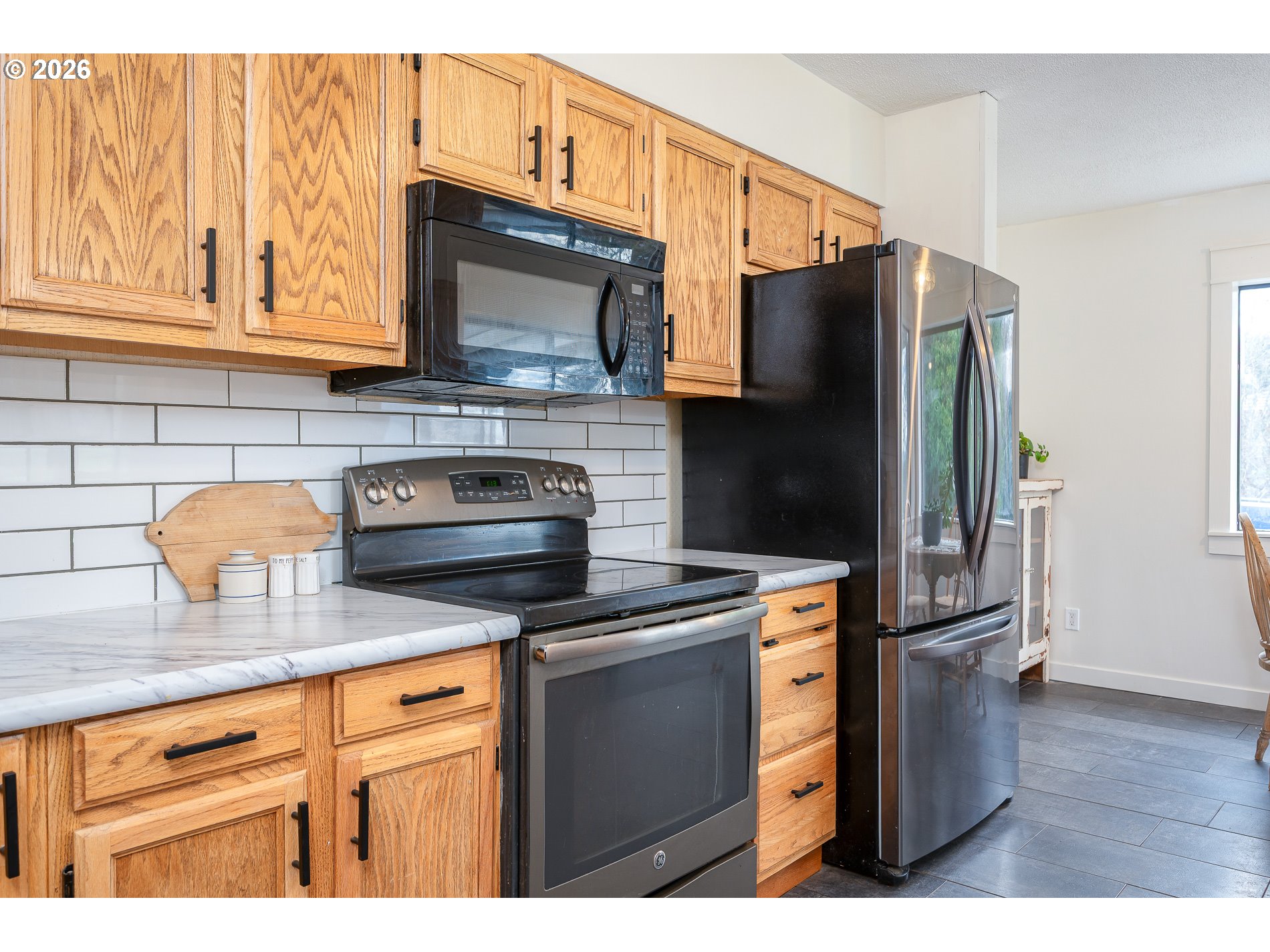 35413 Pittsburg Road St. Helens, OR 97051 - Photo 12 of 28 Kitchen