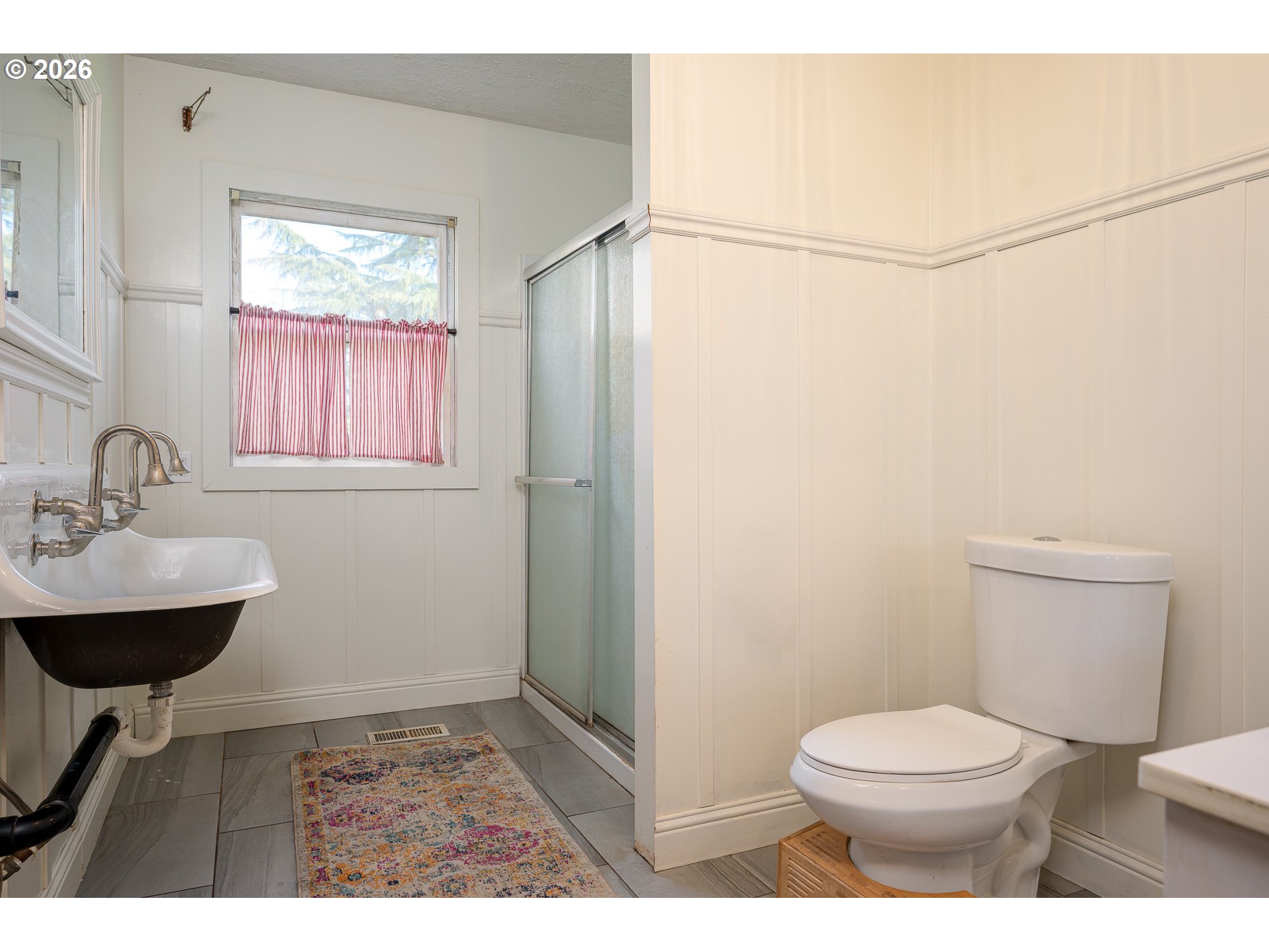 35413 Pittsburg Road St. Helens, OR 97051 - Photo 15 of 28 Bathroom