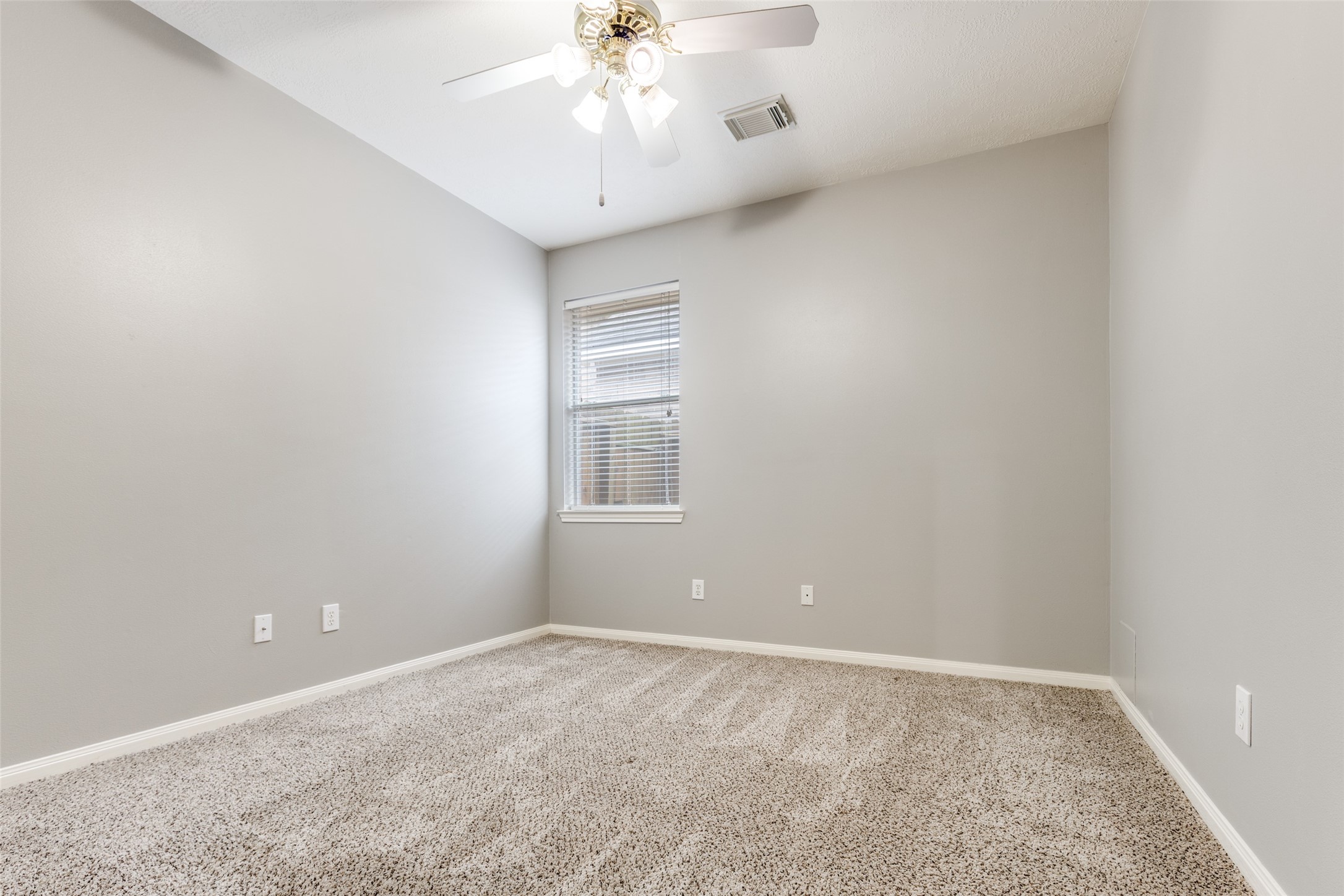 20710 Water Point Trail Humble, TX 77346 - Photo 19 of 29 The cozy retreat of bedroom #3