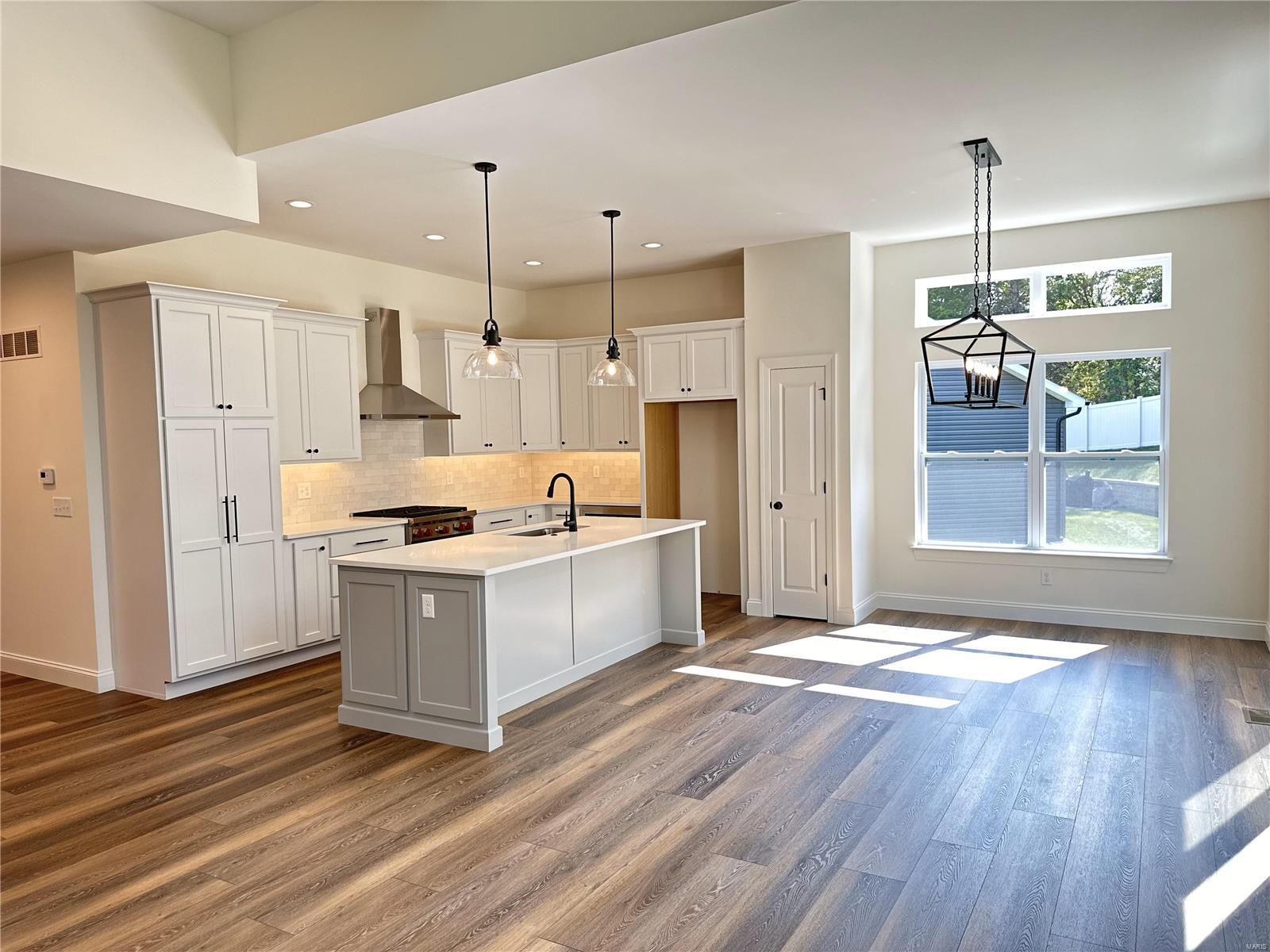 4919 Butler Hill Road St. Louis, MO 63128 - Photo 10 of 13 Gallery Image 10