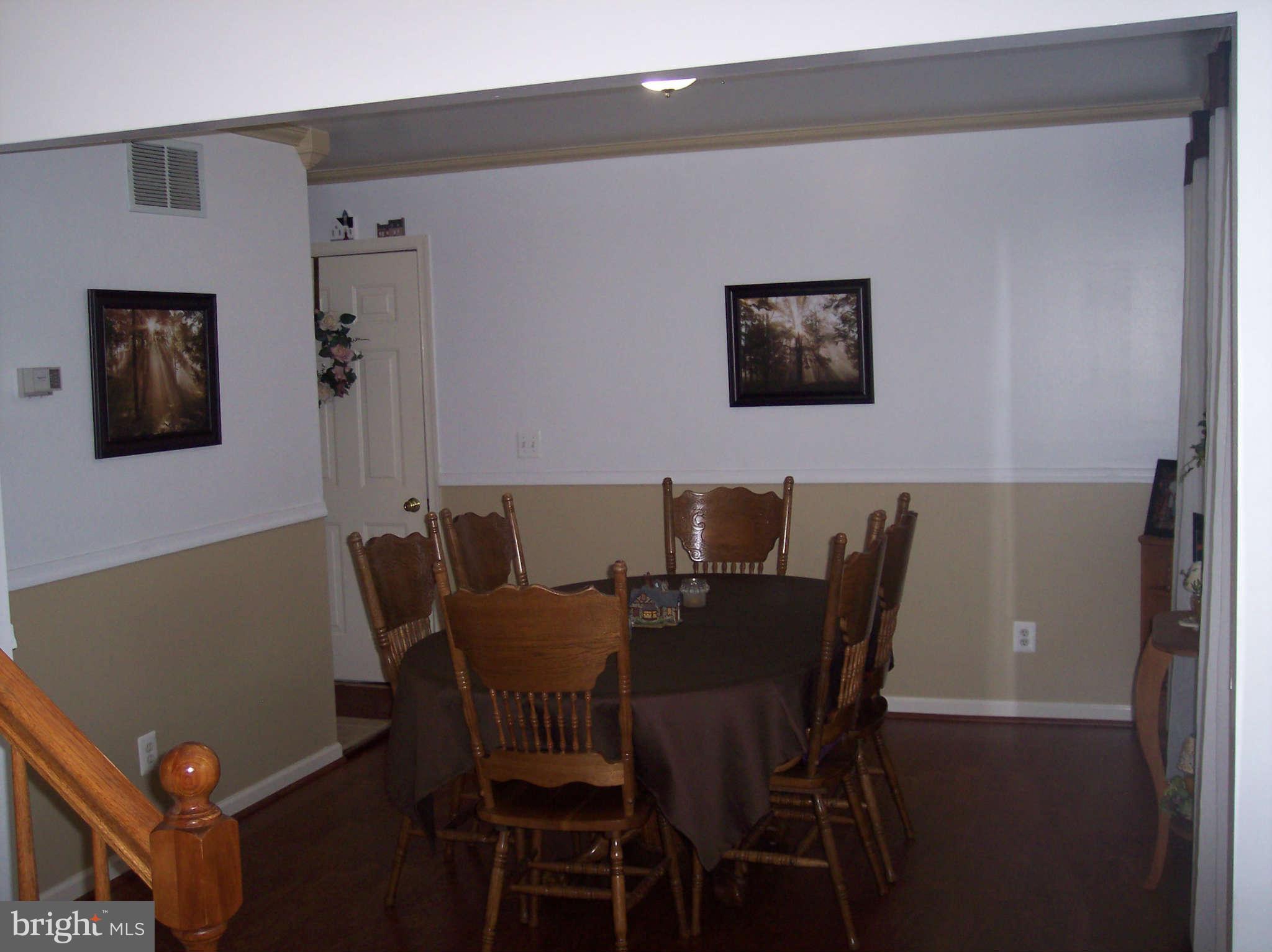 1906 Arundel Road Pasadena, MD 21122 - Photo 4 of 30 Dining Room