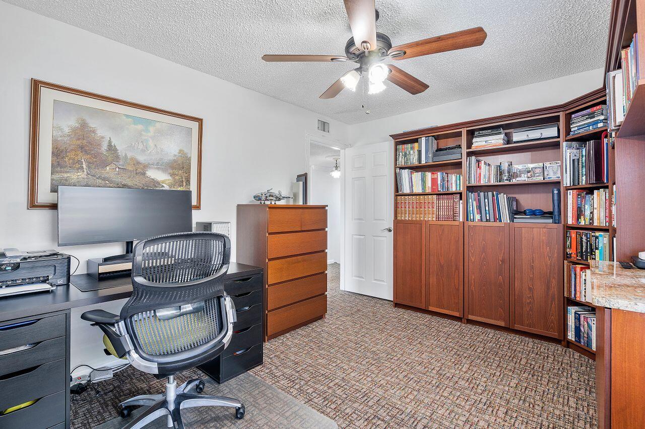 7678 Courtyard Run West Boca Raton, FL 33433 - Photo 21 of 47 3rd Bedroom