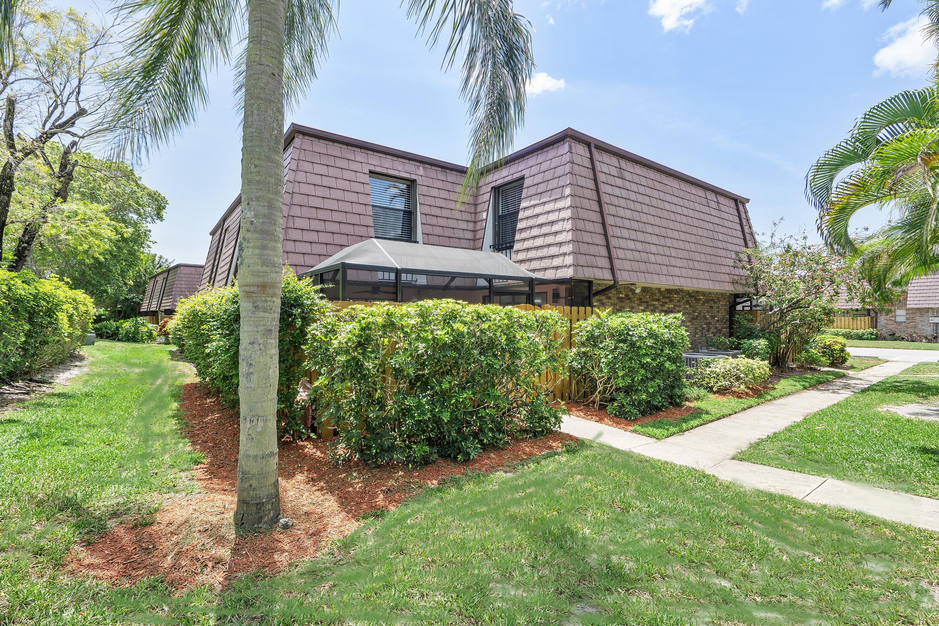 7678 Courtyard Run West Boca Raton, FL 33433 - Photo 30 of 47 Exterior