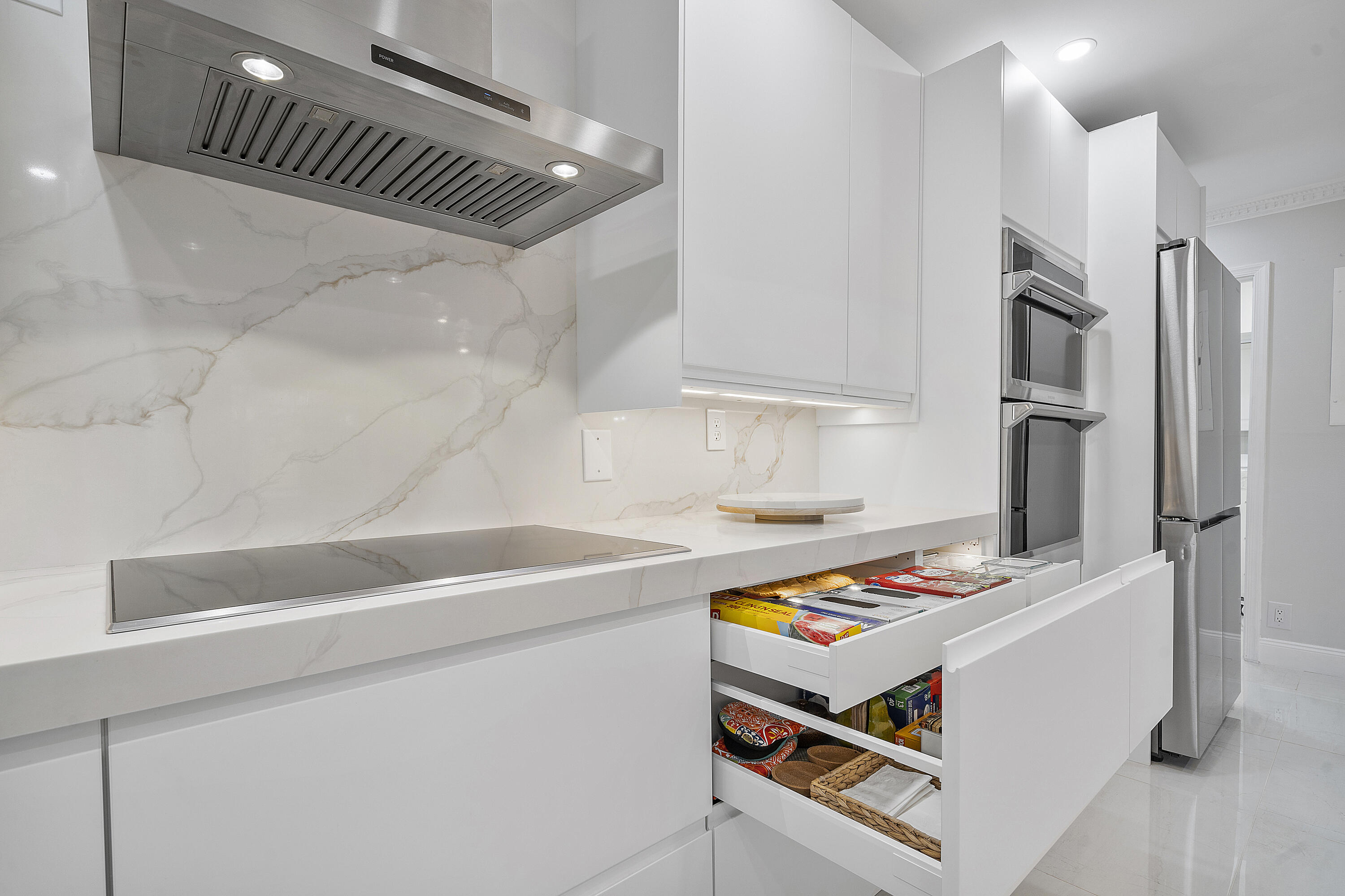 7678 Courtyard Run West Boca Raton, FL 33433 - Photo 8 of 47 Kitchen