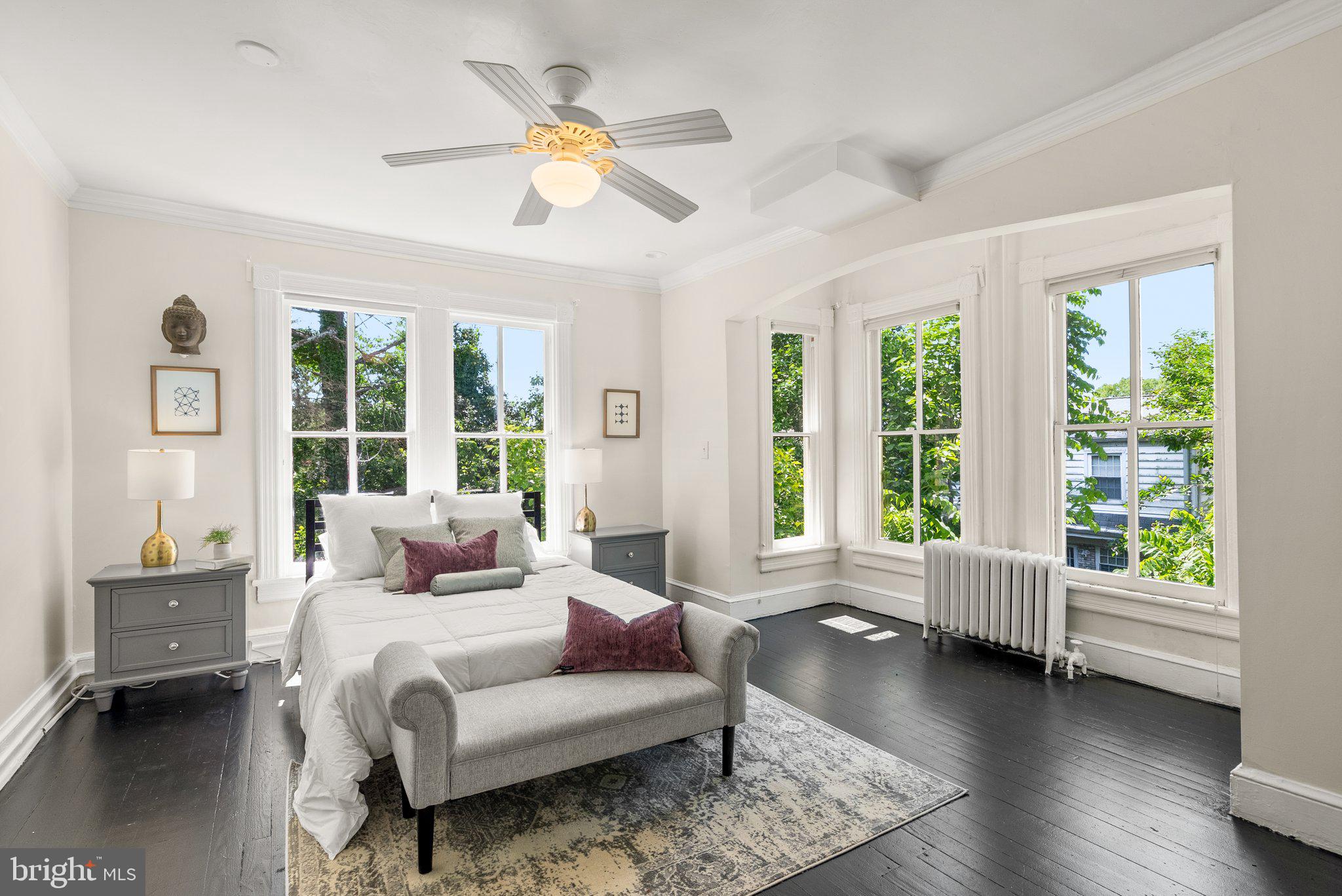 1102 Edgevale Road Silver Spring, MD 20910 - Photo 25 of 47 Owners bedroom