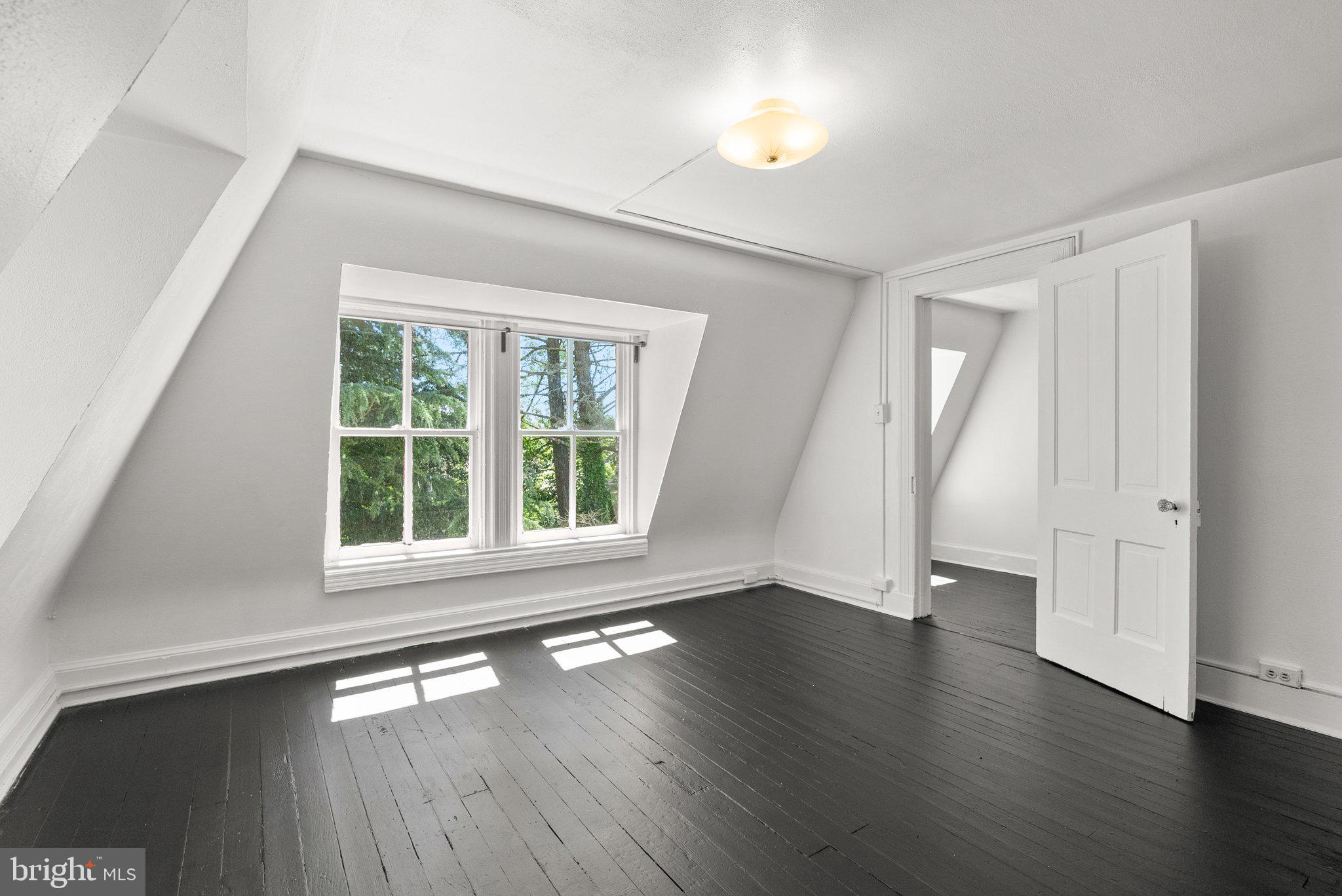 1102 Edgevale Road Silver Spring, MD 20910 - Photo 33 of 47 Bedroom