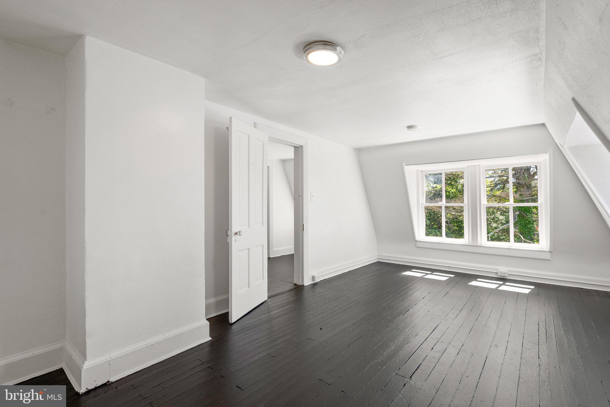 1102 Edgevale Road Silver Spring, MD 20910 - Photo 35 of 47 Bedroom