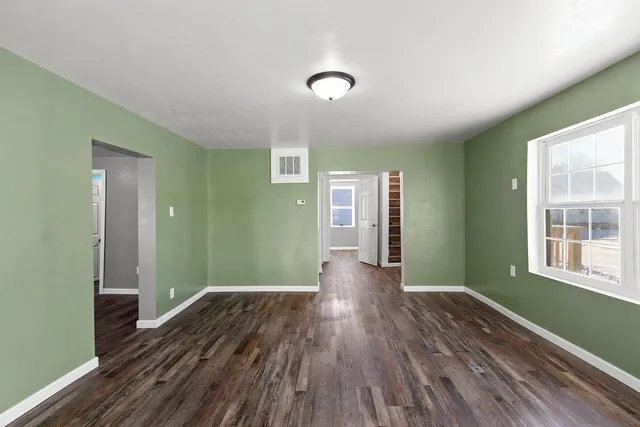 $173,500 | 237 Center Street, Oconto, WI 54153