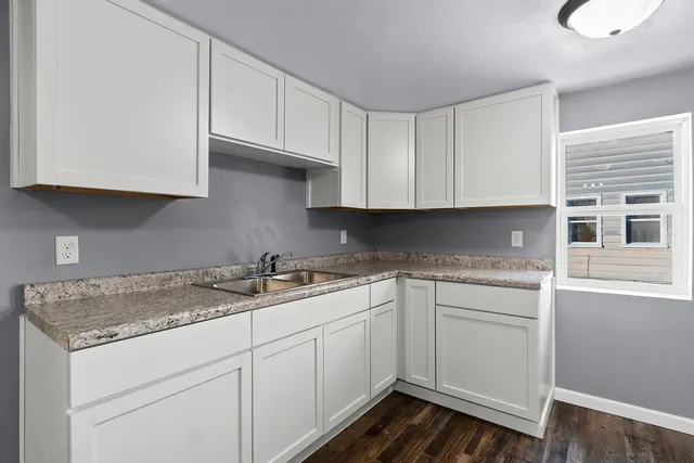 $173,500 | 237 Center Street, Oconto, WI 54153