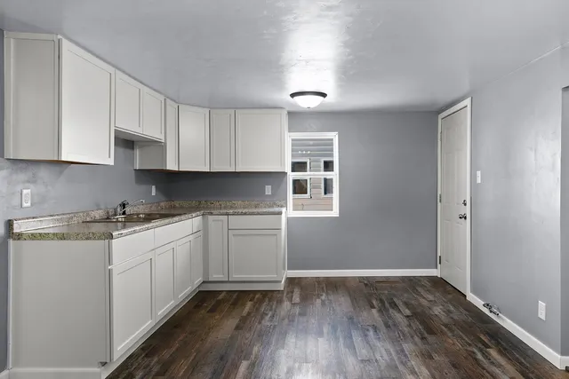 $173,500 | 237 Center Street, Oconto, WI 54153