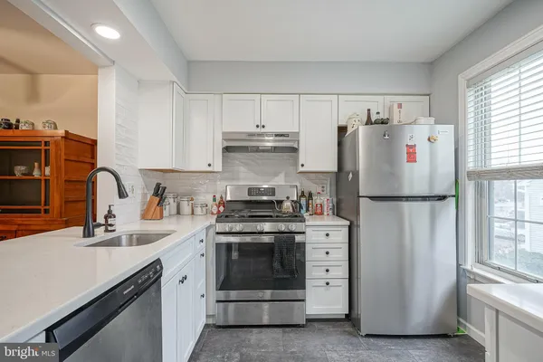 $2,150 | 804 B Sedgefield Drive, Mount Laurel, NJ 08054